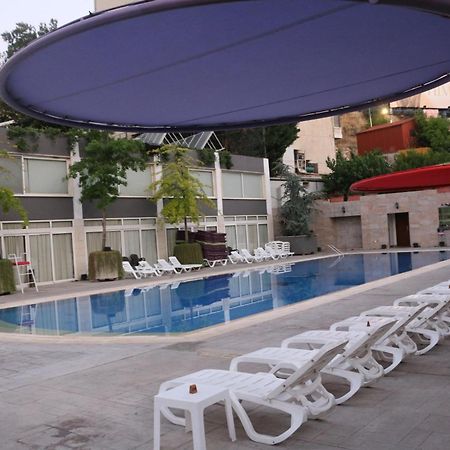 Grand Kadri Hotel - History Marked By Cristal Lebanon Zahlé Kültér fotó